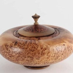 Lidded boxes