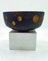 Kauri Gum Bowl : Duncan Worthington