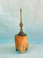 Off Centre Box with Finial : David Rodwell