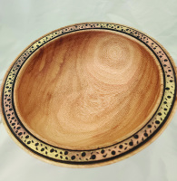 Silky Oak bowl : Patricia Wright